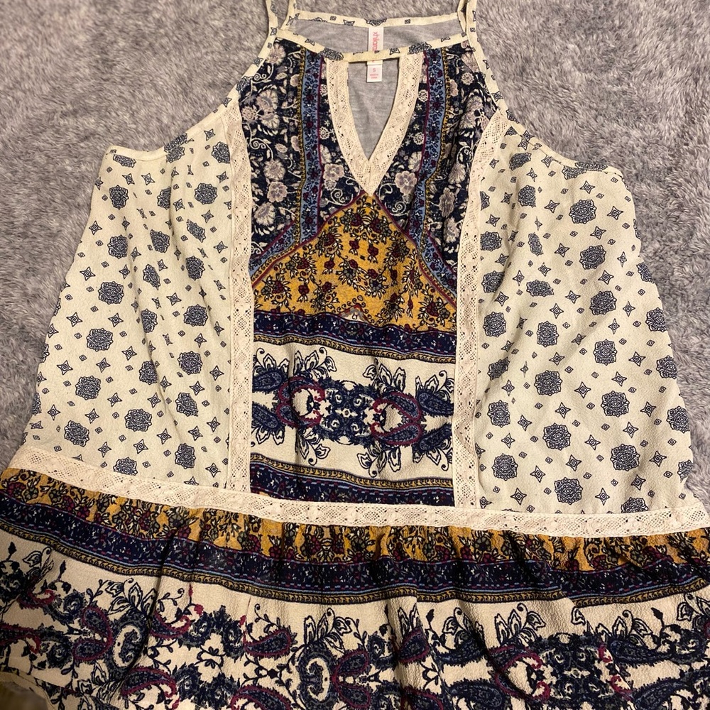 Xhileration tank top blouse size small!